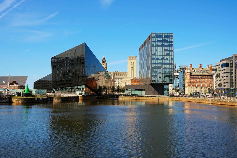 Liverpool Docks Boutique Resorts: Best Picks for a Luxurious City Break