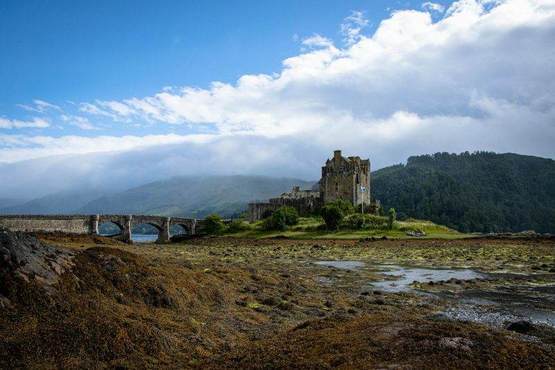 Eilean Donan Castle Romance: Enchanting Highland Hideaway