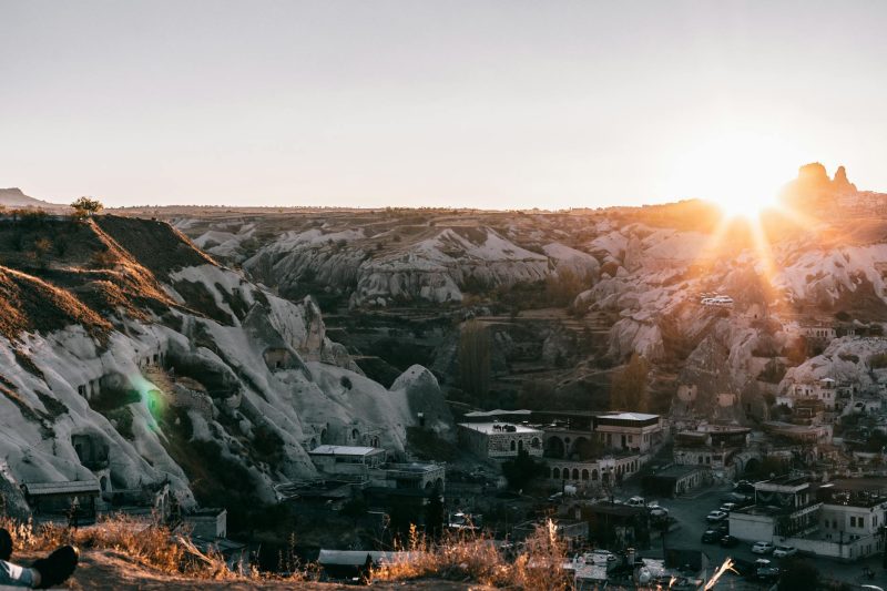 Eco-Resorts in the Peak District: Discover the Serene Natural Retreats