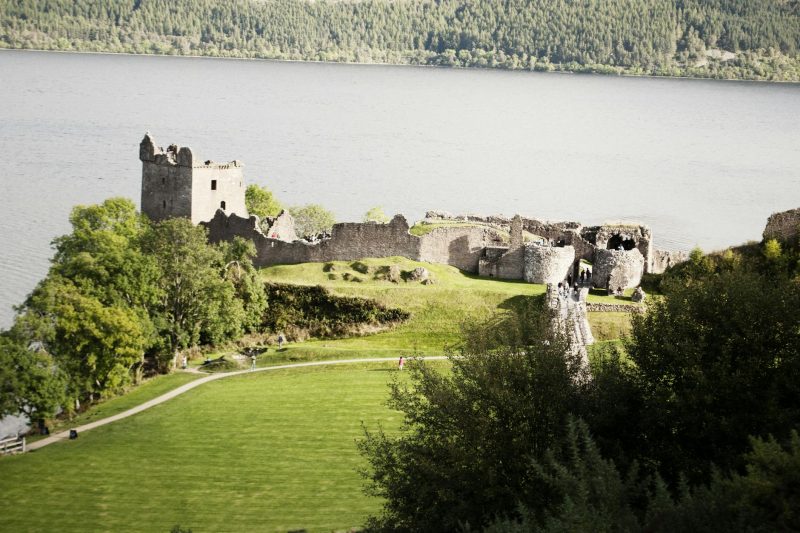 Urquhart Castle Ruins: Must-Visit Historic Gem