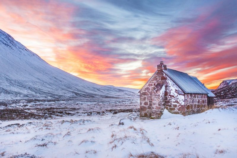Cozy Cairngorms Retreats: Best Winter Escapes